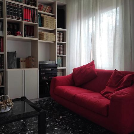 Casa Di Pipo - Appartamento Davanti Al Mare เปสการา ภายนอก รูปภาพ